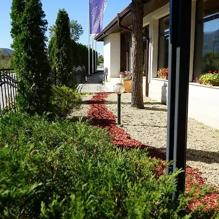 комплекс правешки ханове Хотел 3*