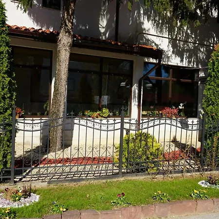 Complex Praveshki Hanove Pravets