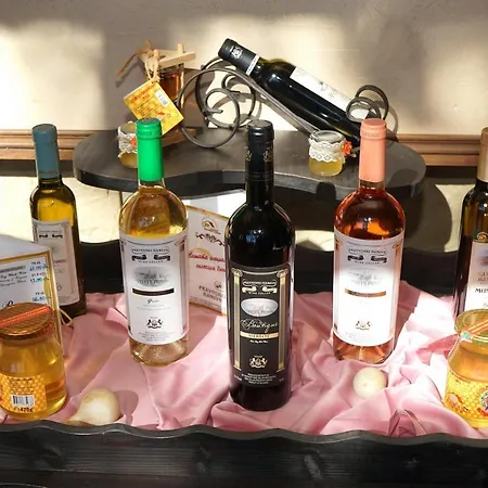 Hotel Complex Praveshki Hanove