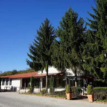 Complex Praveshki Hanove Szálloda