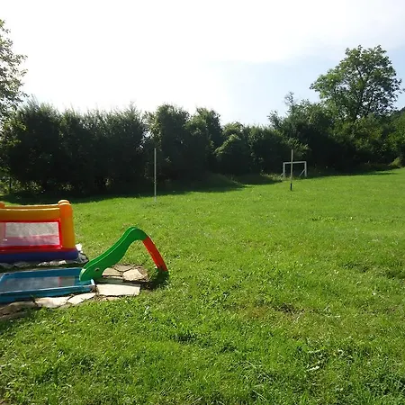 Хотел комплекс правешки ханове