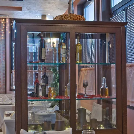 Complex Praveshki Hanove Pravets