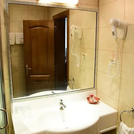 Hotel Complex Praveshki Hanove