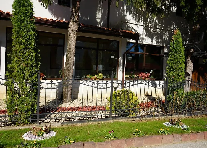 Complex Praveshki Hanove Pravets