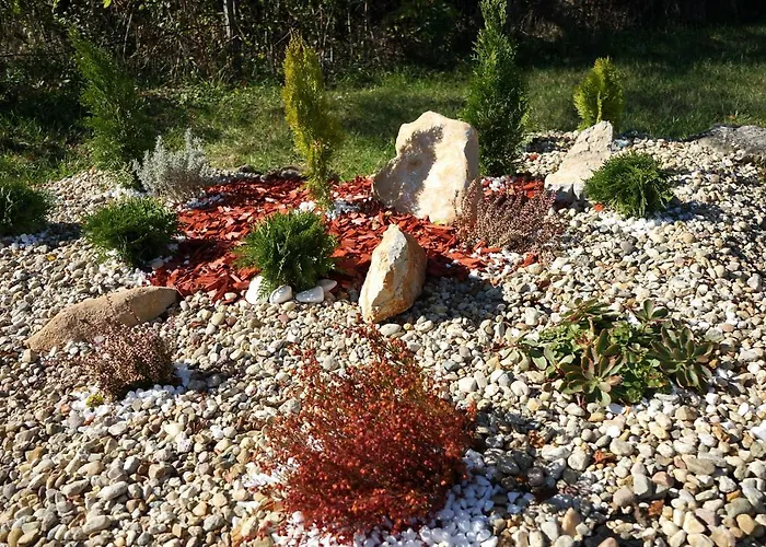 Hotel Complex Praveshki Hanove Pravets