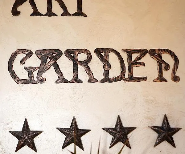 Complex Praveshki Hanove Hotel