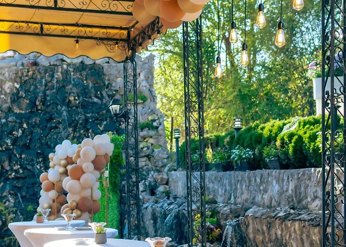 Complex Praveshki Hanove 3*