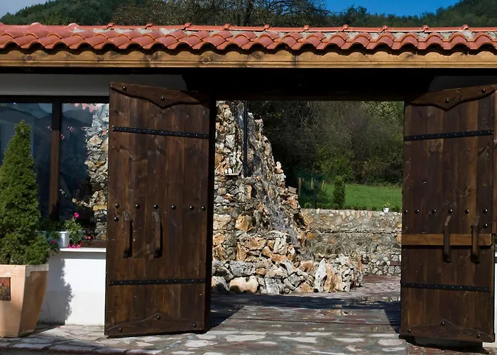 Complex Praveshki Hanove 3*