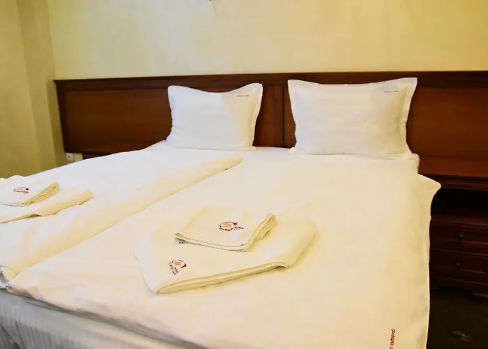 Complex Praveshki Hanove 3*